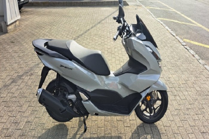 Mariam Car & scooters Services - Car Travel Agent in Zanzibar