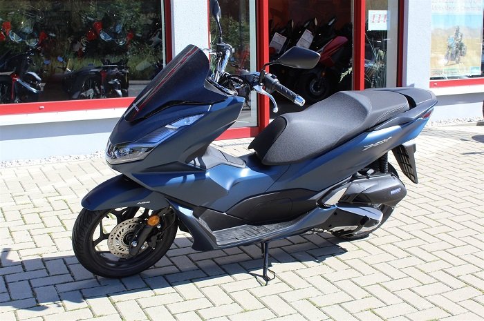 Mariam Car & scooters Services - Car Travel Agent in Zanzibar